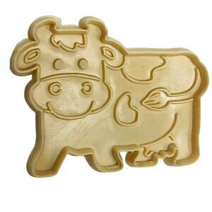 Cow-Shaped Imprint Cookie Cutter For Baking & Crafts 3 inch
